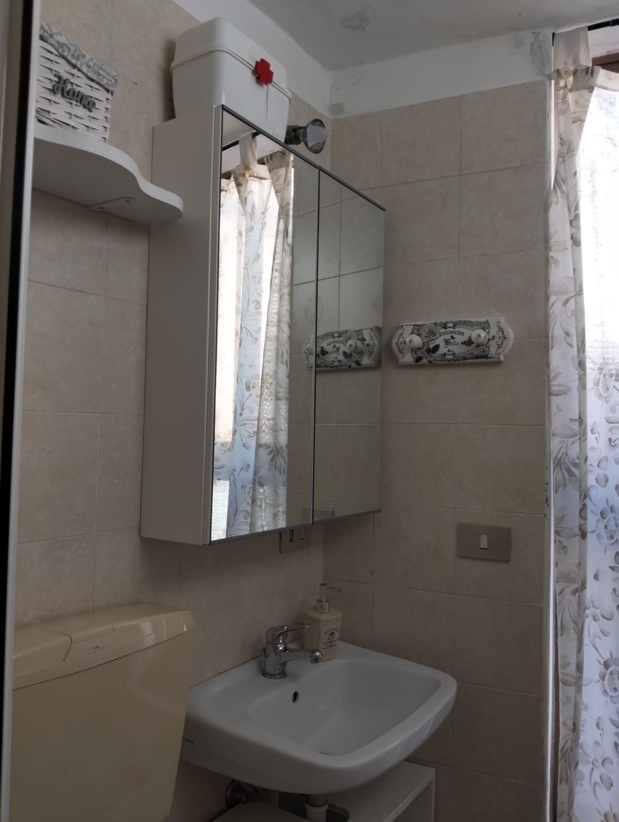Bathroom — sink